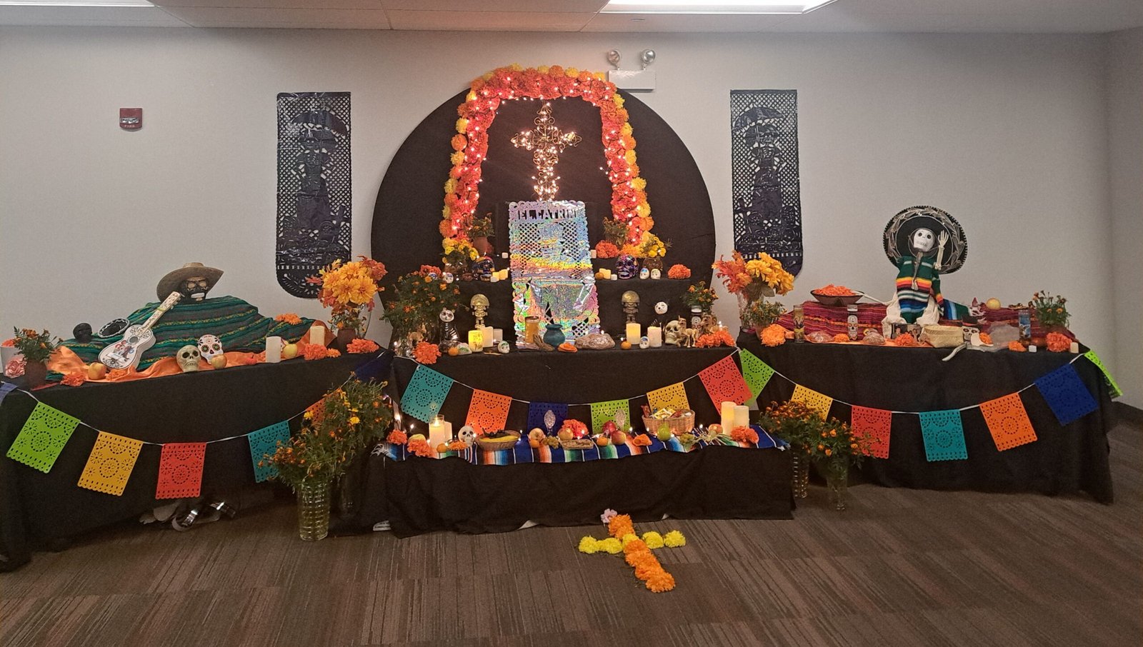 Dia de muertos 2024 altar 1