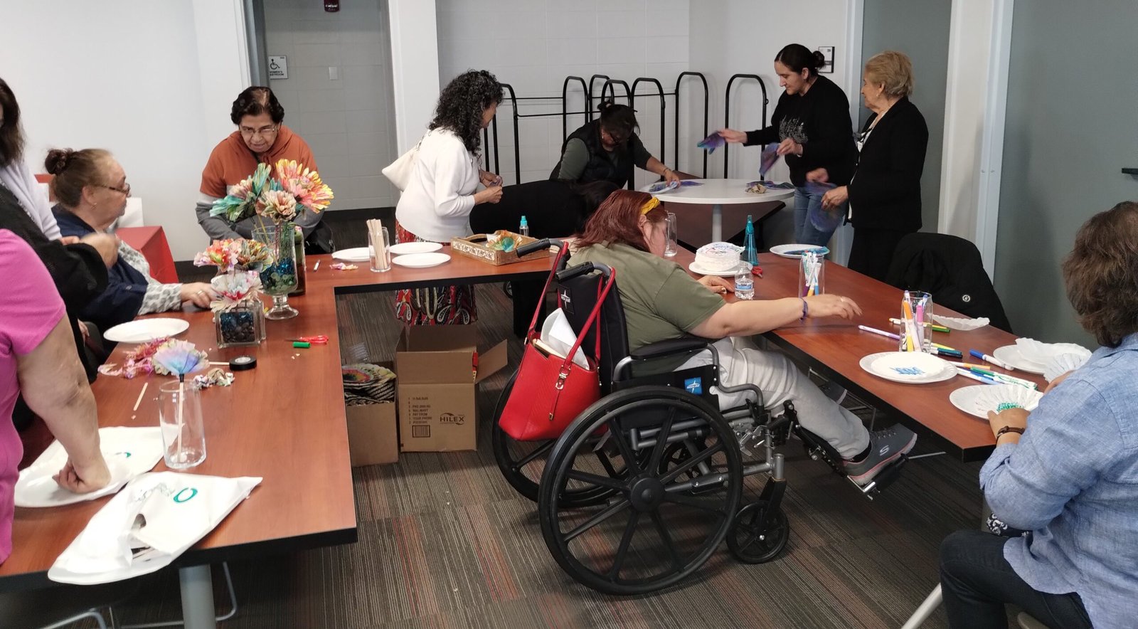 Los anos Dorados april 13 2024 arts and crafts